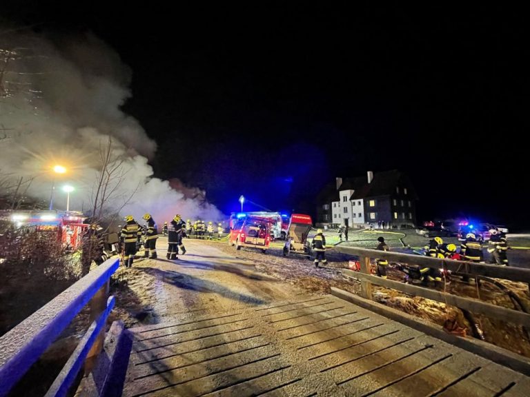 Brand eines Stallgebäudes